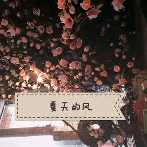 掀起衣服含着奶头揉捏视频
